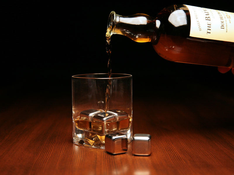 https://www.sipdark.com/cdn/shop/products/Whiskey-Stones-SipDark-Pour_1024x1024.jpg?v=1508381419